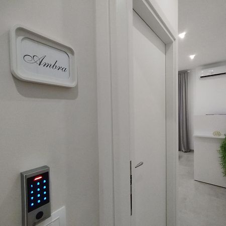 Agatha Modern Elegant Rooms SantʼAgata di Militello Εξωτερικό φωτογραφία
